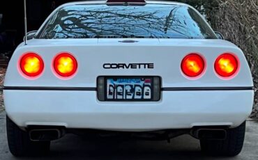 Chevrolet-corvette-1988-white-1