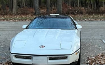 Chevrolet-corvette-1988-white-4