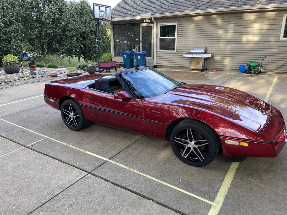 Chevrolet-corvette-1989-red-1