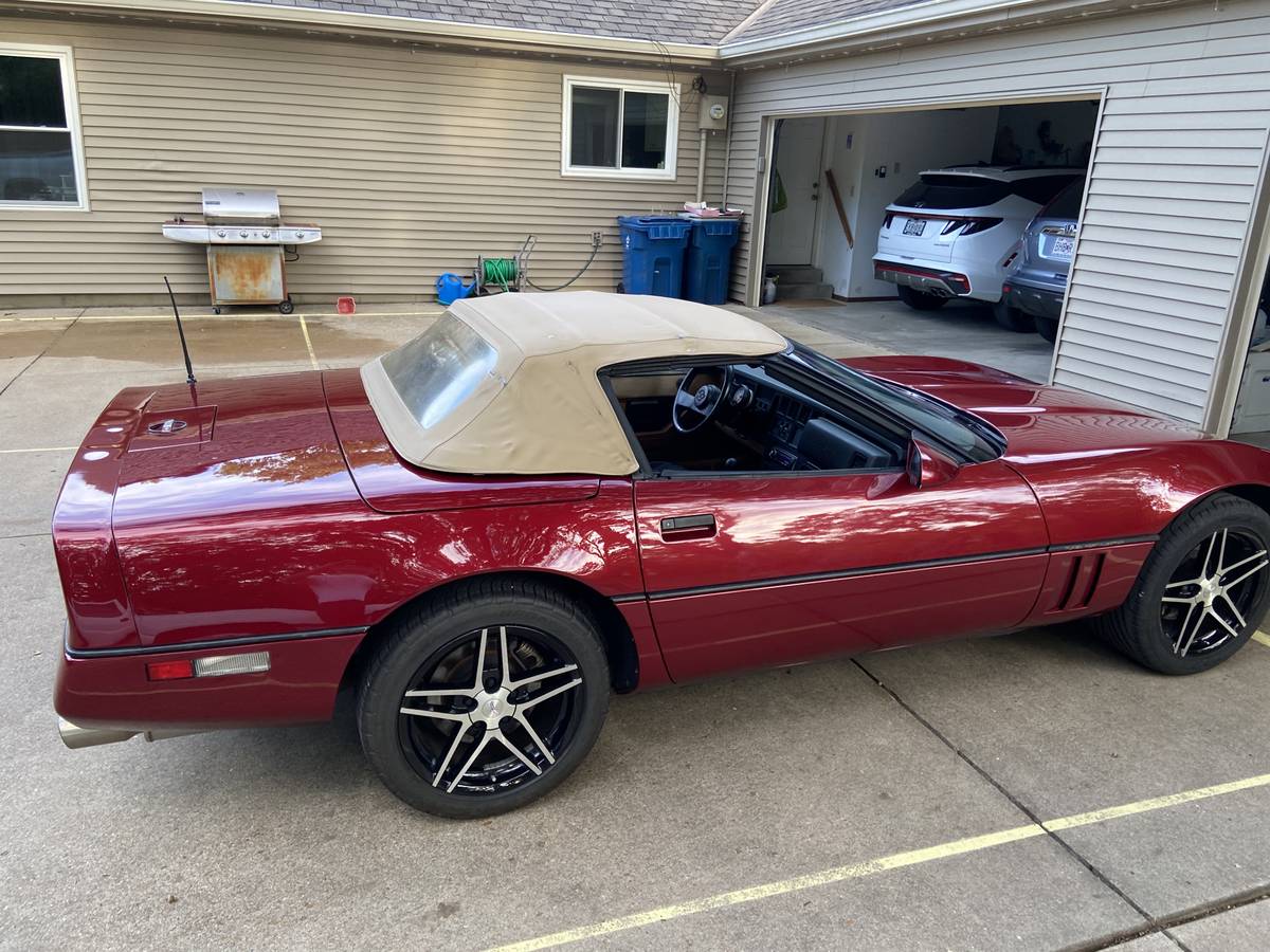 Chevrolet-corvette-1989-red-11