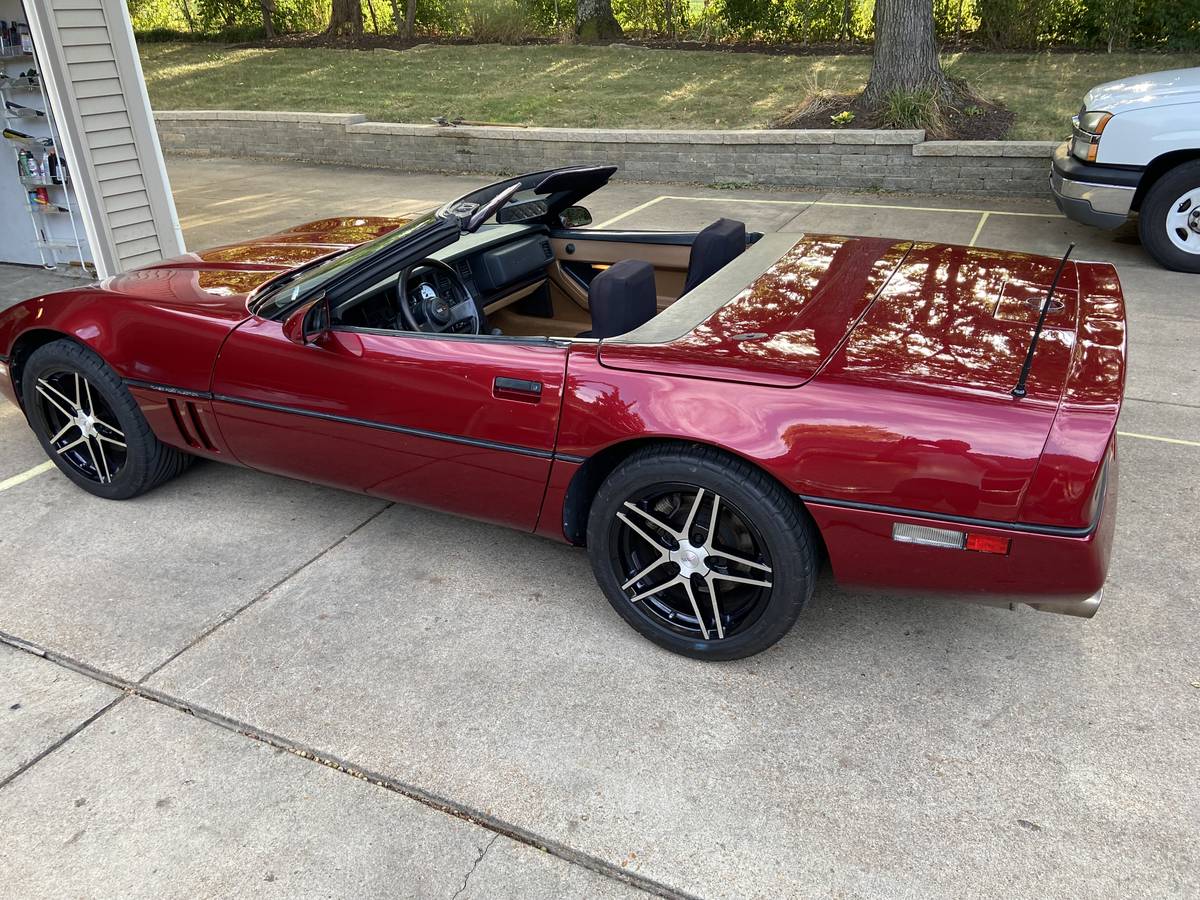 Chevrolet-corvette-1989-red-4