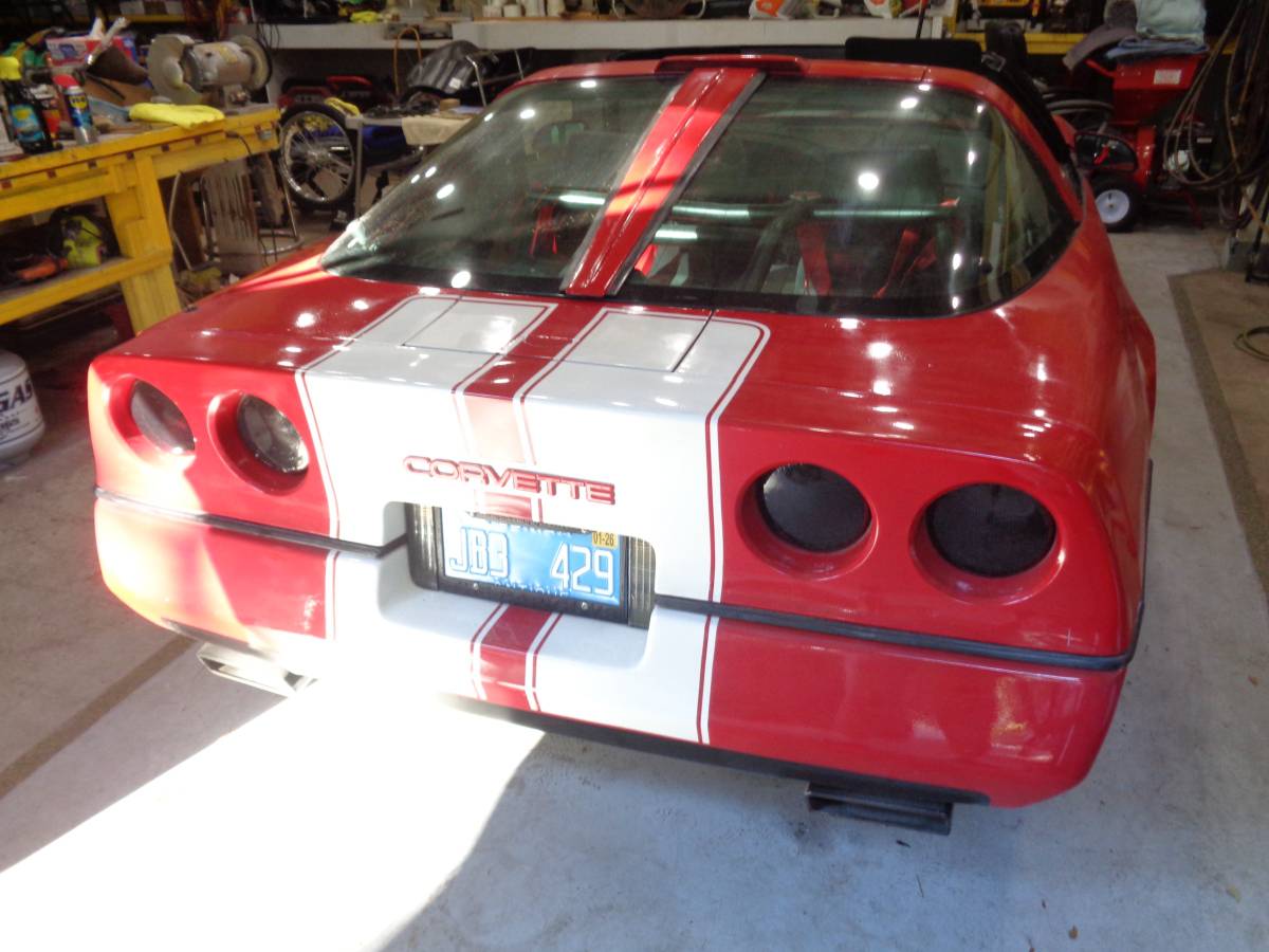 Chevrolet-corvette-1990-red-1