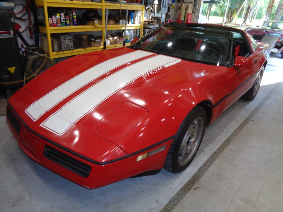 Chevrolet-corvette-1990-red