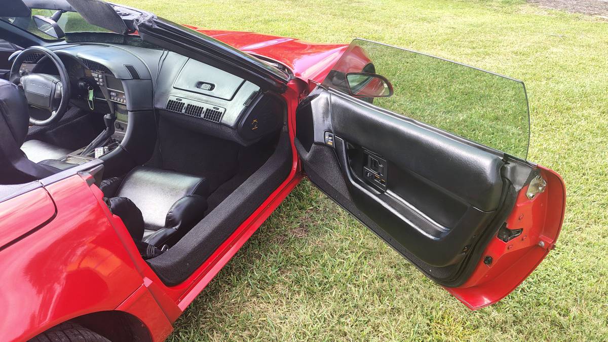 Chevrolet-corvette-1991-10