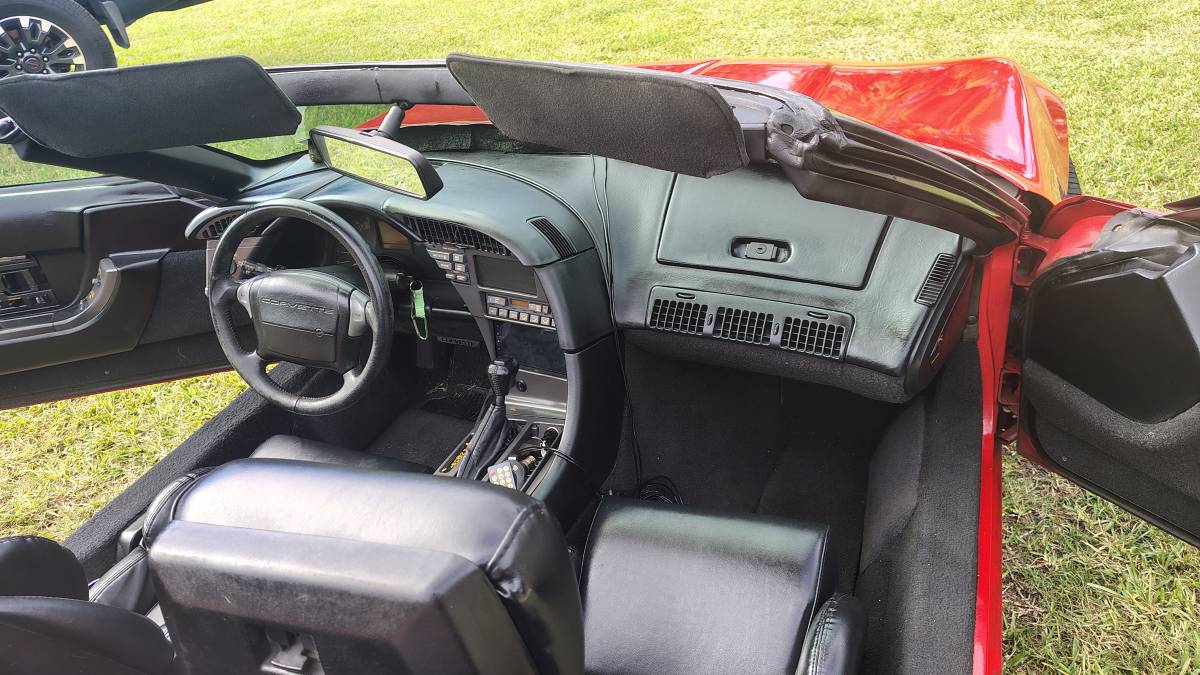Chevrolet-corvette-1991-11