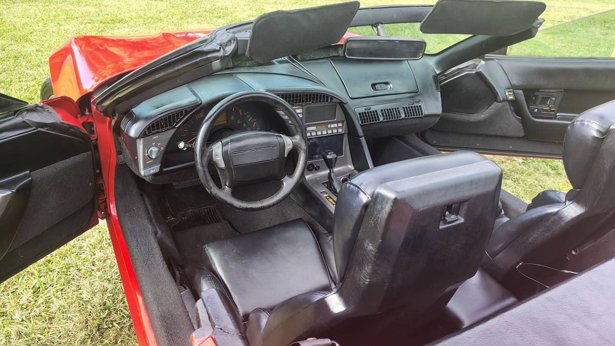 Chevrolet-corvette-1991-12