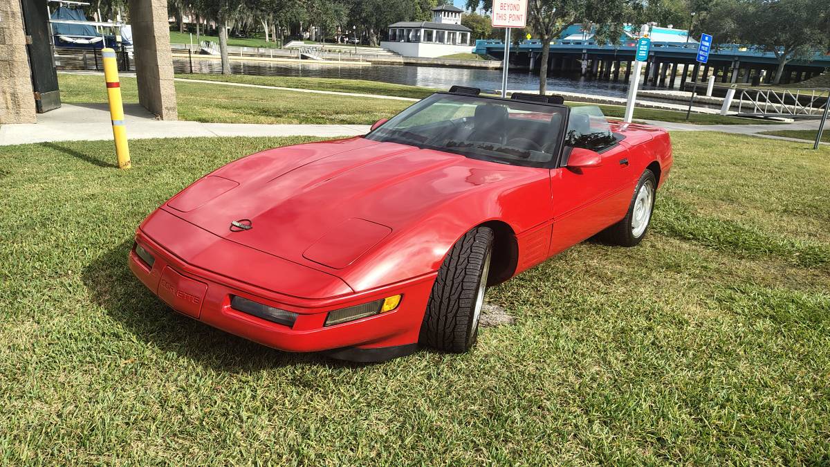 Chevrolet-corvette-1991