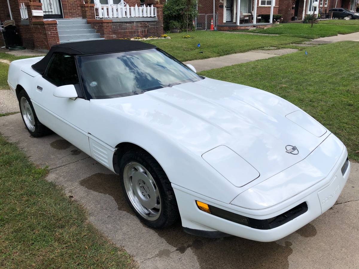 Chevrolet-corvette-1992-1
