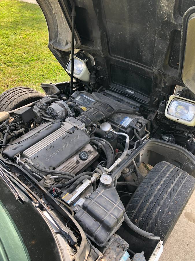 Chevrolet-corvette-1992-10