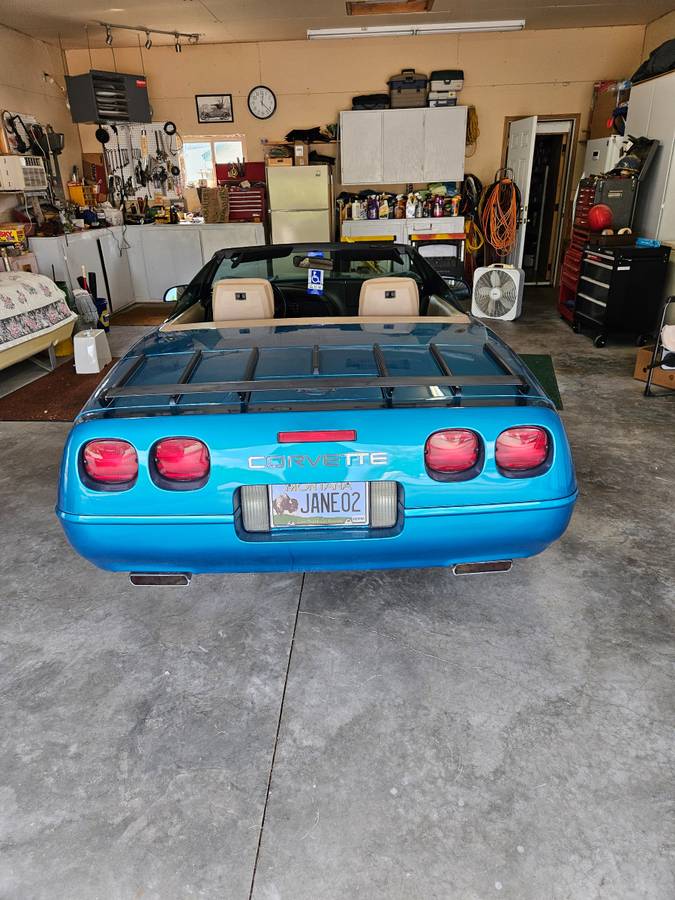 Chevrolet-corvette-1992-2