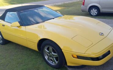 Chevrolet-corvette-1992-yellow
