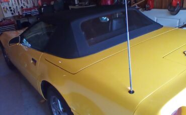 Chevrolet-corvette-1992-yellow-5