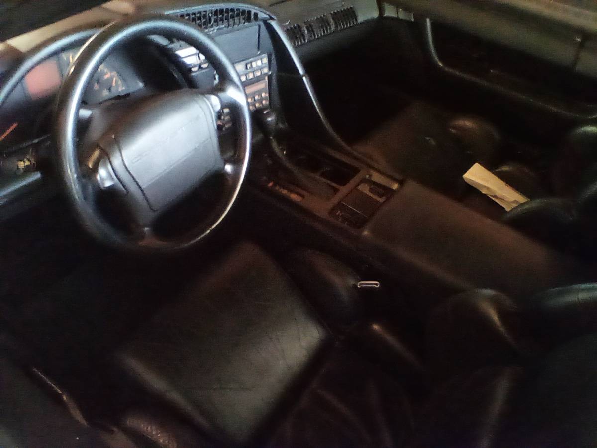 Chevrolet-corvette-1992-yellow-6