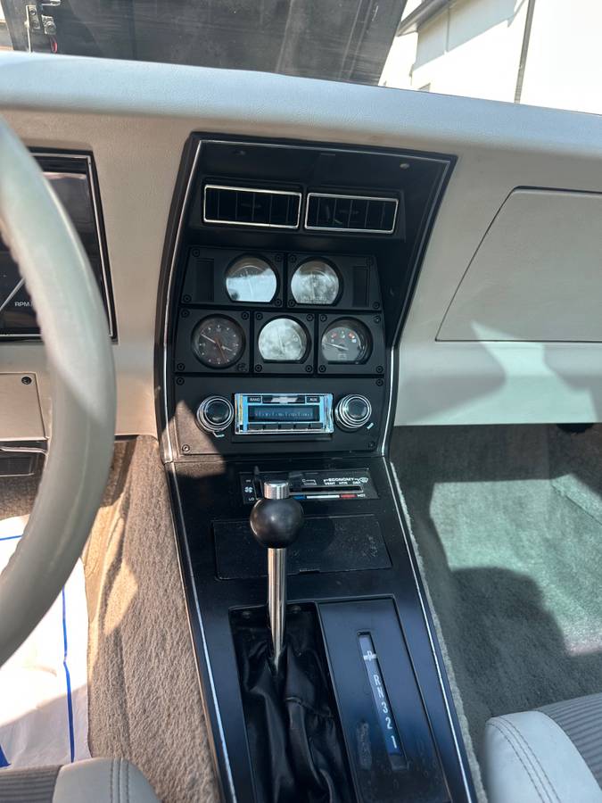 Chevrolet-corvette-1993-5
