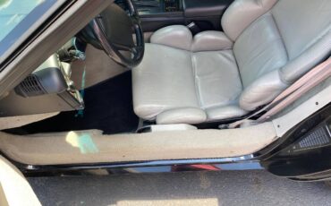 Chevrolet-corvette-1993-black-3