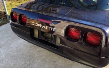 Chevrolet-corvette-1993-purple-1