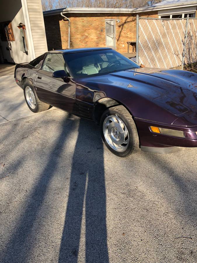Chevrolet-corvette-1993-purple