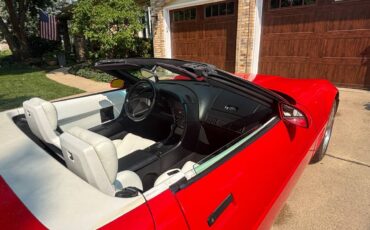 Chevrolet-corvette-1993-red-1