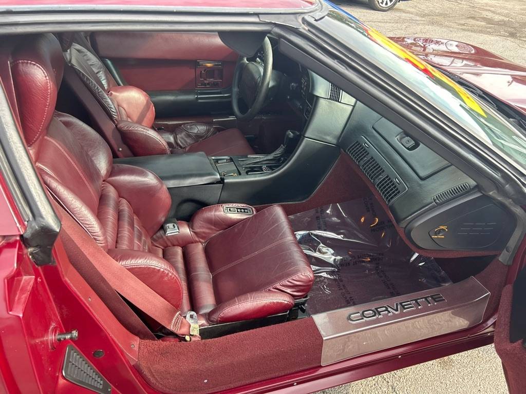 Chevrolet-corvette-1993-red-5