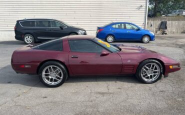 Chevrolet-corvette-1993-red-9