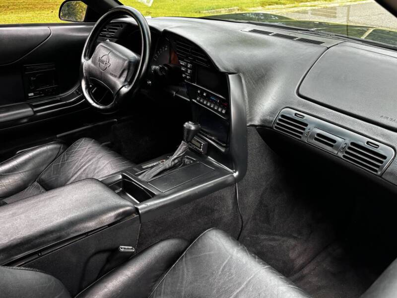 Chevrolet-corvette-1994-11