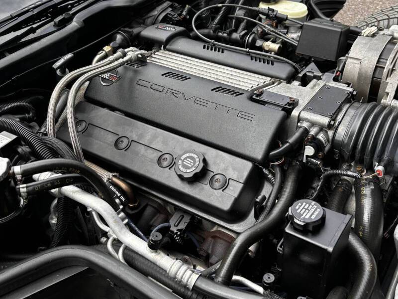 Chevrolet-corvette-1994-18