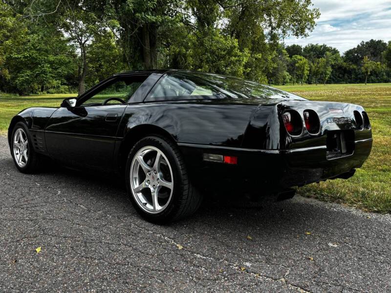 Chevrolet-corvette-1994-9