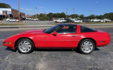 Chevrolet-corvette-1994-red-1