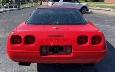 Chevrolet-corvette-1994-red-3