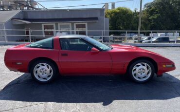 Chevrolet-corvette-1994-red-5