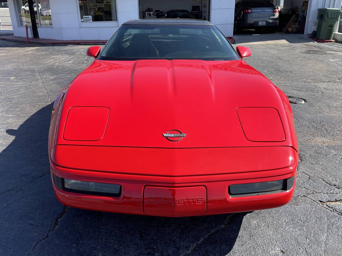 Chevrolet-corvette-1994-red-7