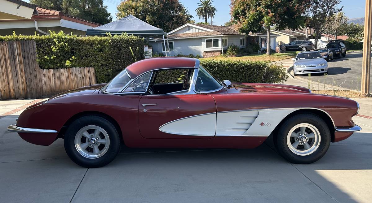 Chevrolet-corvette-1995-1