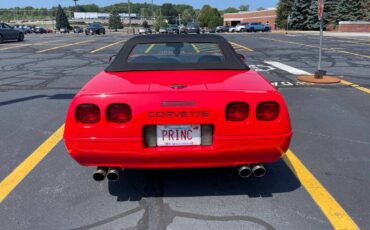 Chevrolet-corvette-1995-red-1