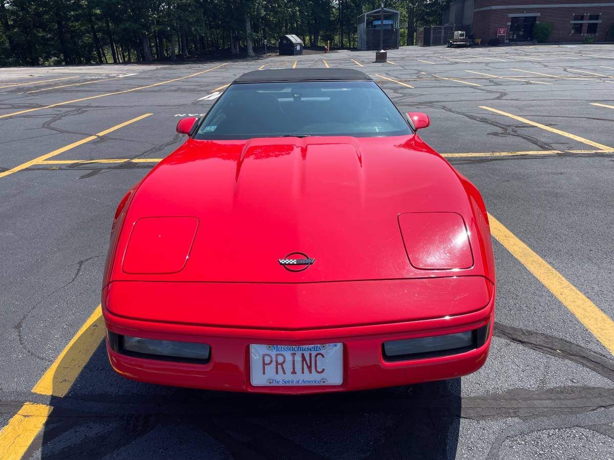 Chevrolet-corvette-1995-red-3