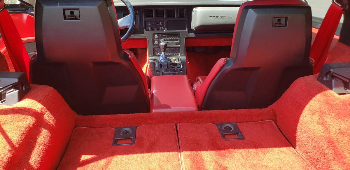 Chevrolet-corvette-2dr-convertib-1987-silver-4