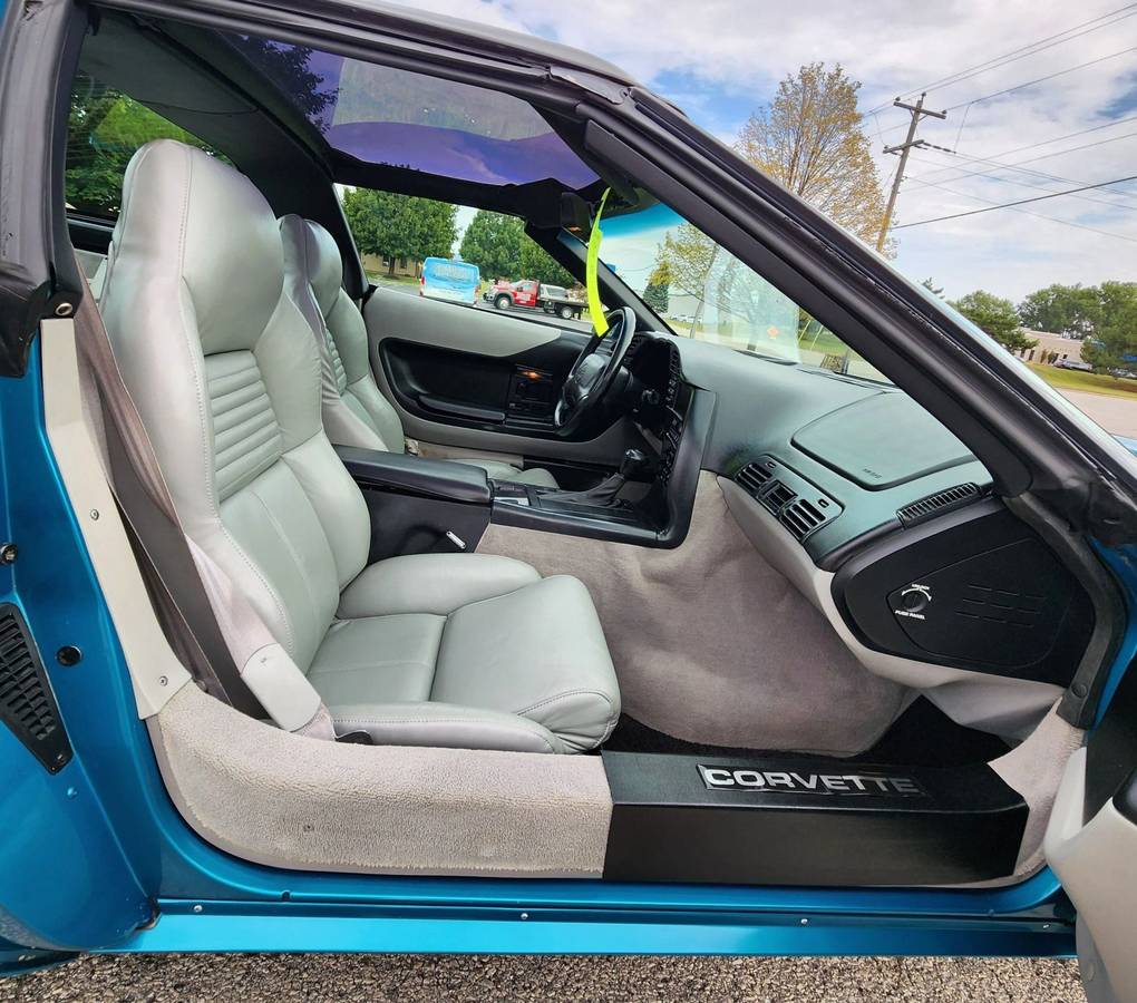 Chevrolet-corvette-amp-convertible-1994-blue-14