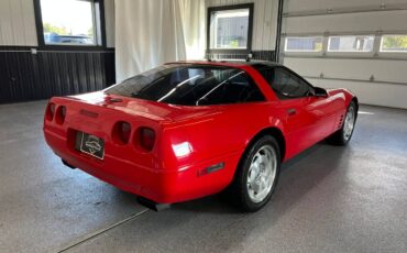 Chevrolet-corvette-amp-convertible-1994-red-2