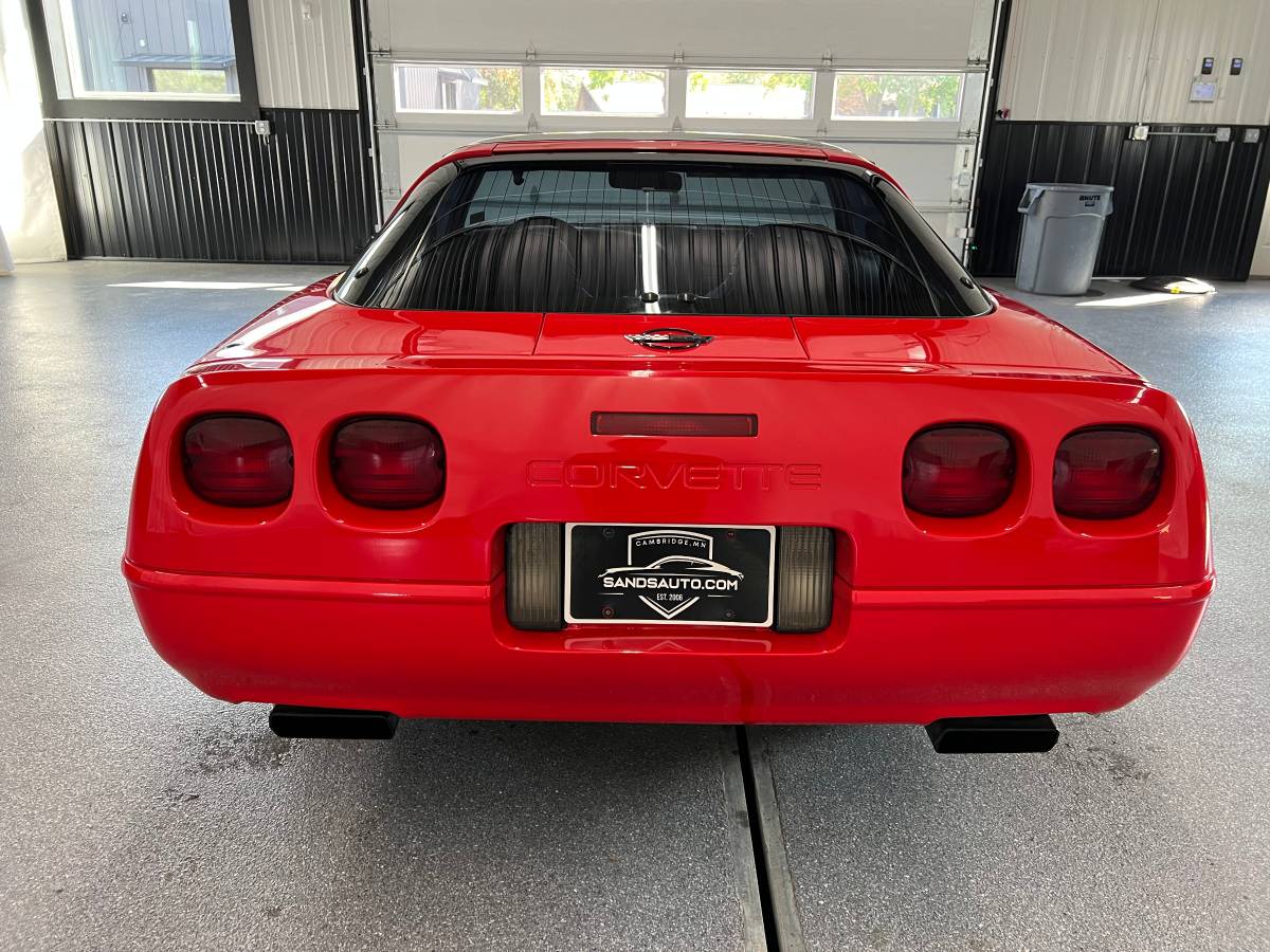 Chevrolet-corvette-amp-convertible-1994-red-3