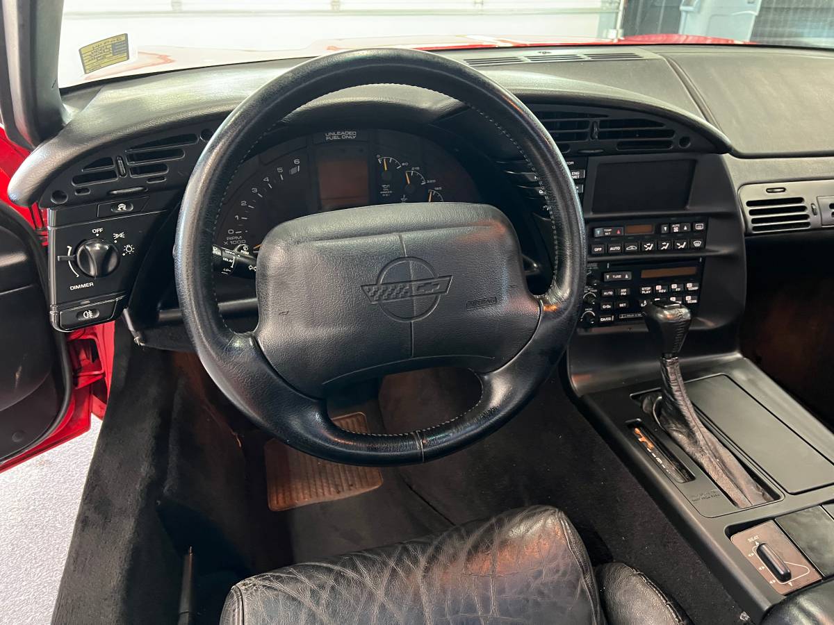 Chevrolet-corvette-amp-convertible-1994-red-6