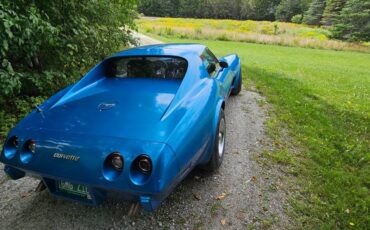 Chevrolet-corvette-c3-1977-blue-11