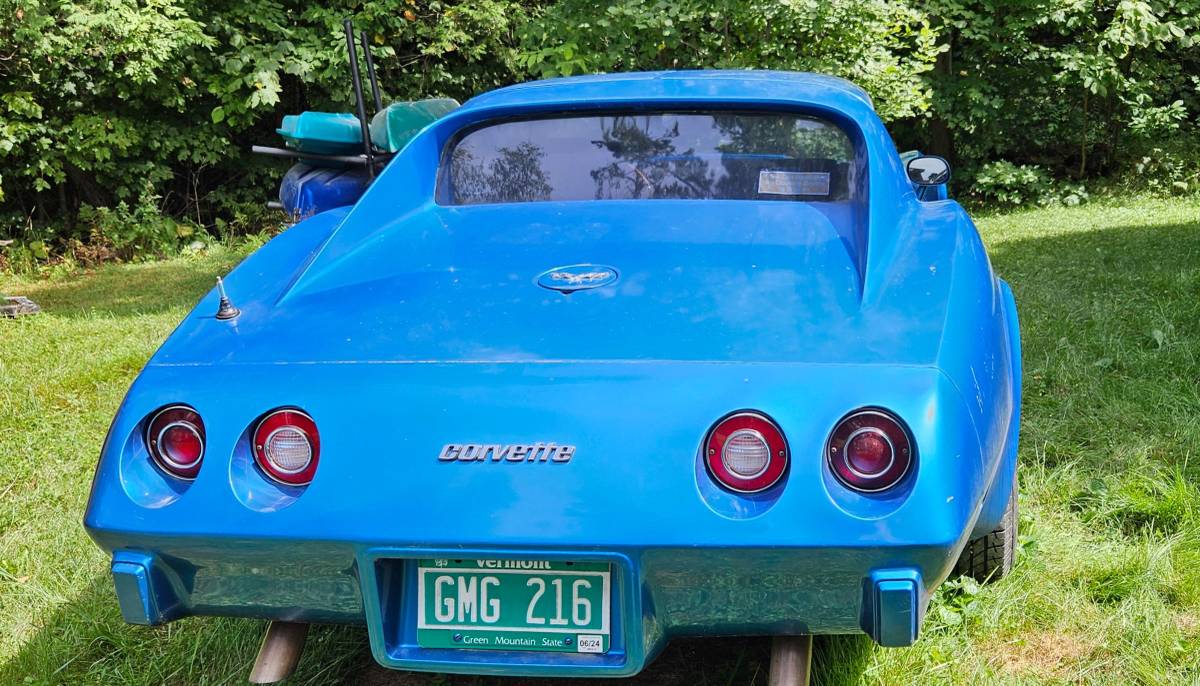 Chevrolet-corvette-c3-1977-blue-4