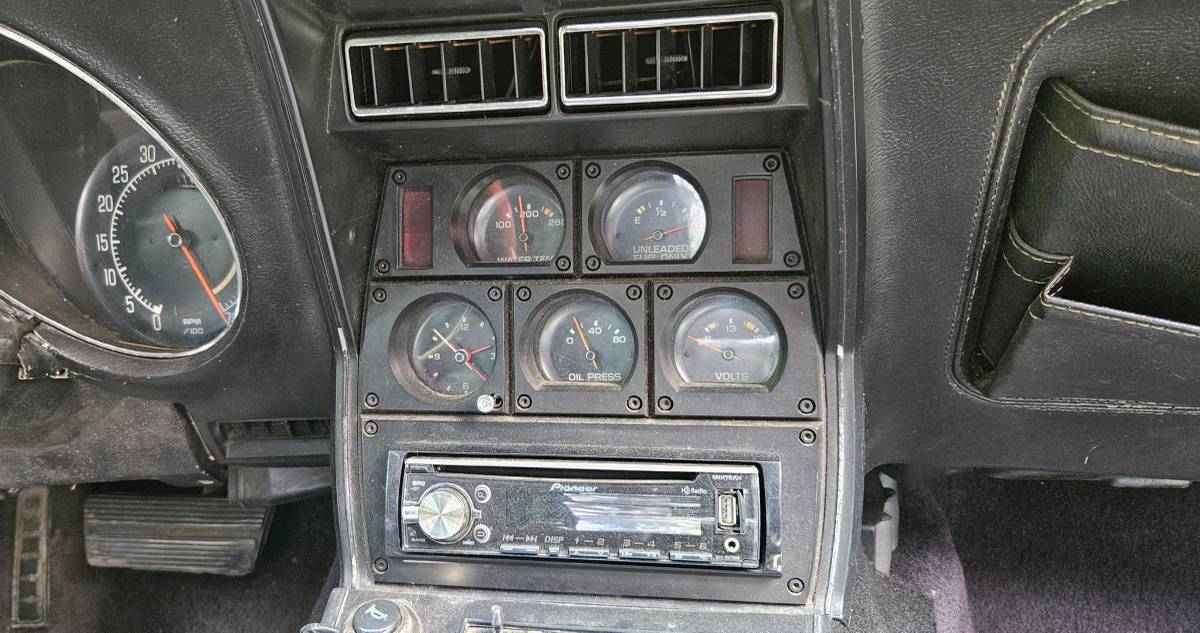 Chevrolet-corvette-c3-1977-blue-8