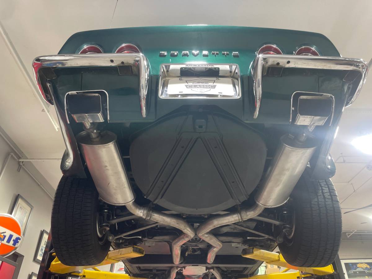 Chevrolet-corvette-c3-454-1971-green-7