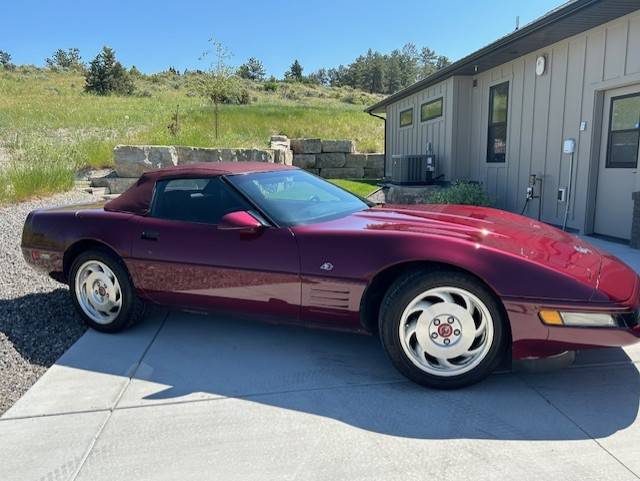 Chevrolet-corvette-c4-1993-red-2