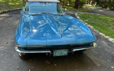 Chevrolet-corvette-convertible-1967-blue
