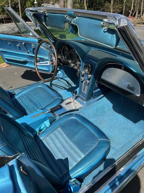 Chevrolet-corvette-convertible-1967-blue-9