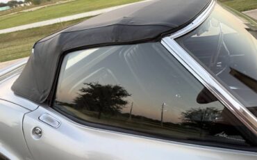Chevrolet-corvette-convertible-1968-silver-10