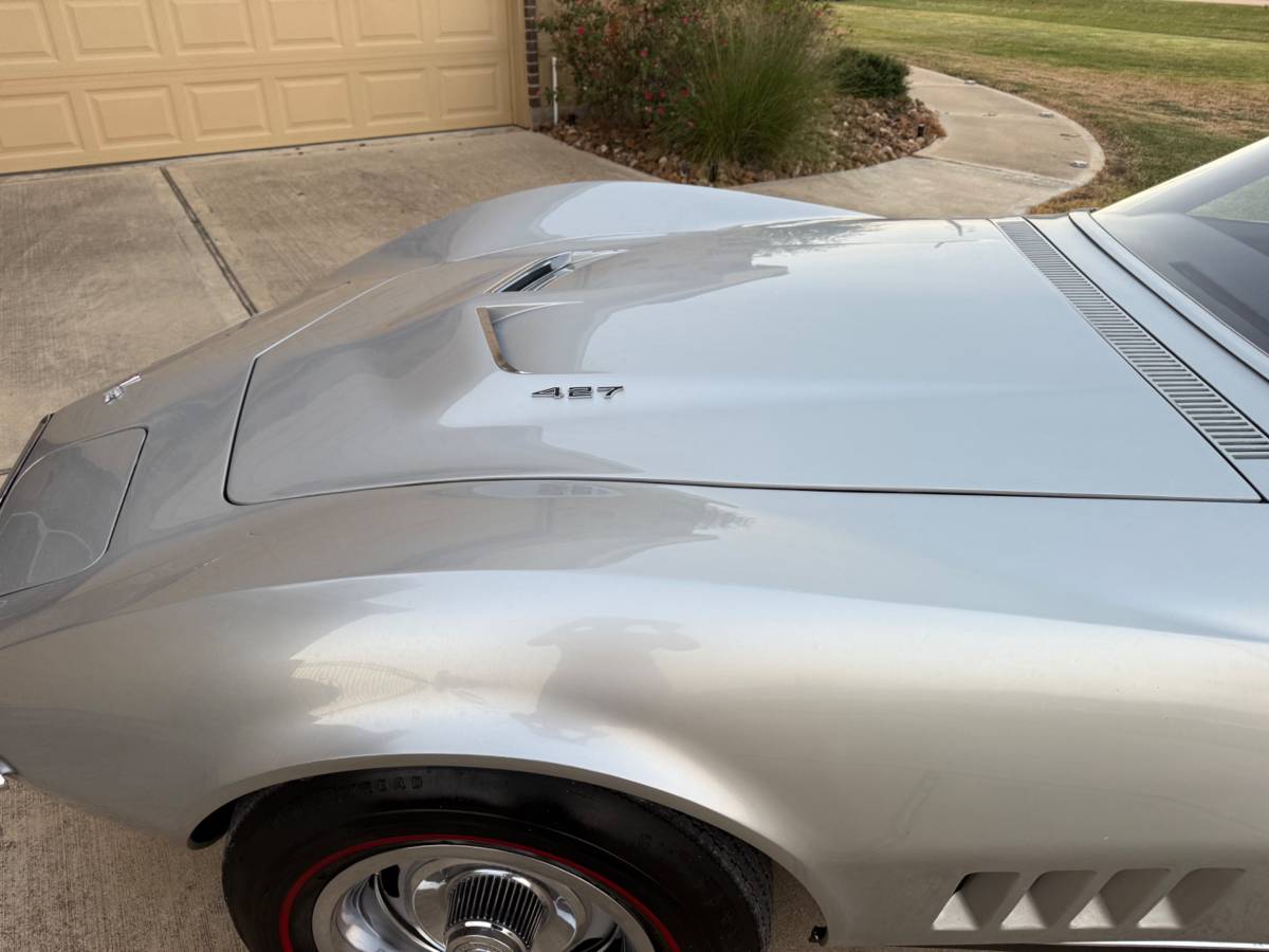 Chevrolet-corvette-convertible-1968-silver-11