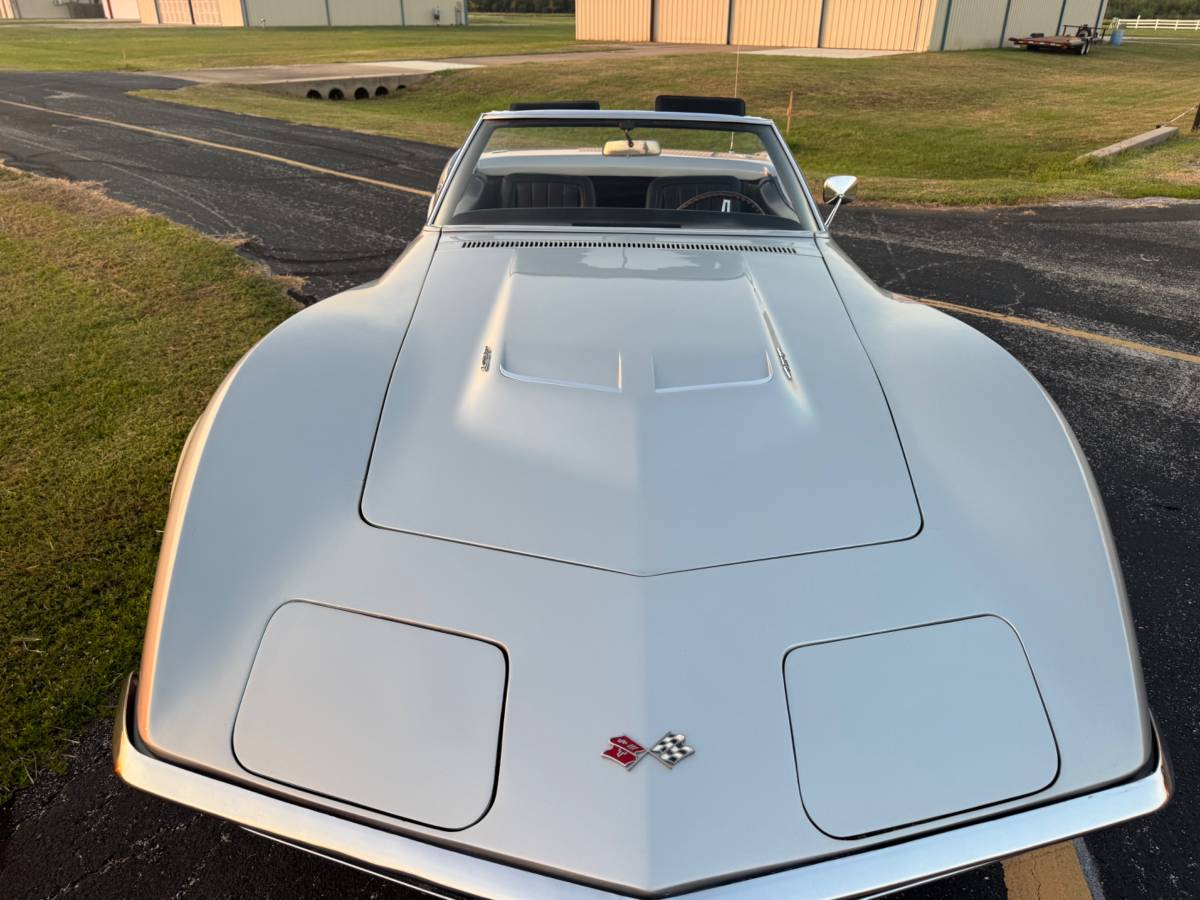 Chevrolet-corvette-convertible-1968-silver-14