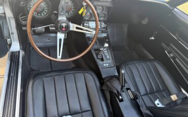 Chevrolet-corvette-convertible-1968-silver-19